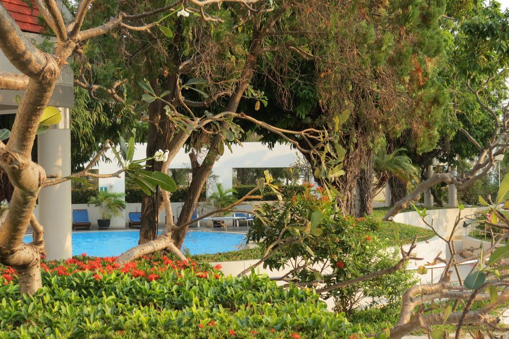 Jomtien Plaza Suite Apartments חדר תמונה